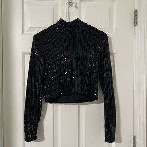 Sequined crop top with creped back